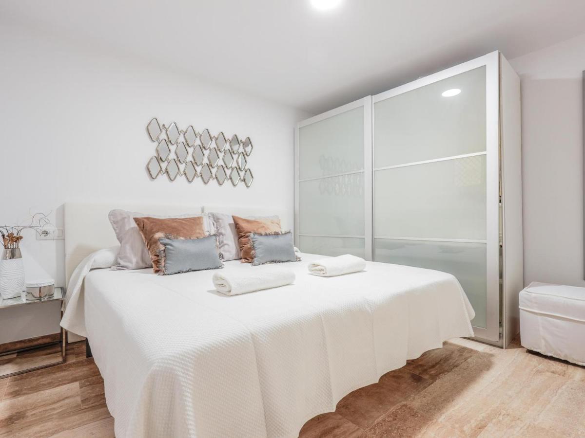 Bonito Apt En Cadiz Centro Renovado Exterior photo