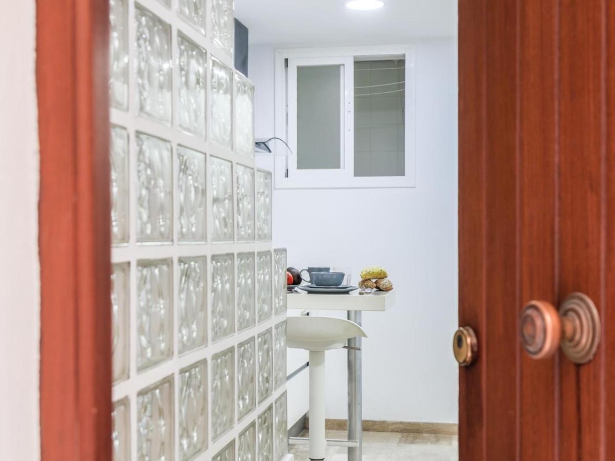 Bonito Apt En Cadiz Centro Renovado Exterior photo